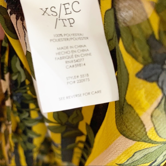 CABI Spring Scene Floral Blouse 2019 Spring - Picture 6 of 10